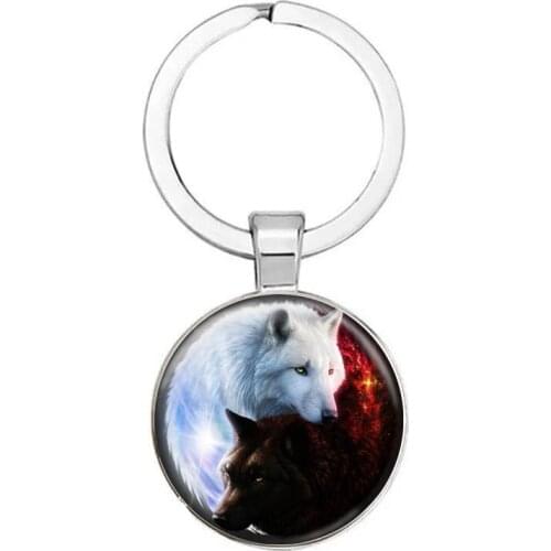Retro Style 25mm Glass Gem Fashion Keychain Fashion Jewelry Black And White Wolf Time Gems Men And Women Car Keychains