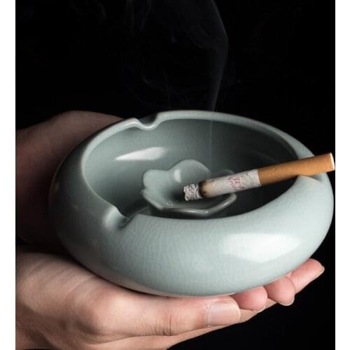 Modern Ceramic Ashtray Creative Windproof Large Bedroom Living Room Home Crystal Glass Ashtray Large Capacity Gift for Boyfriend