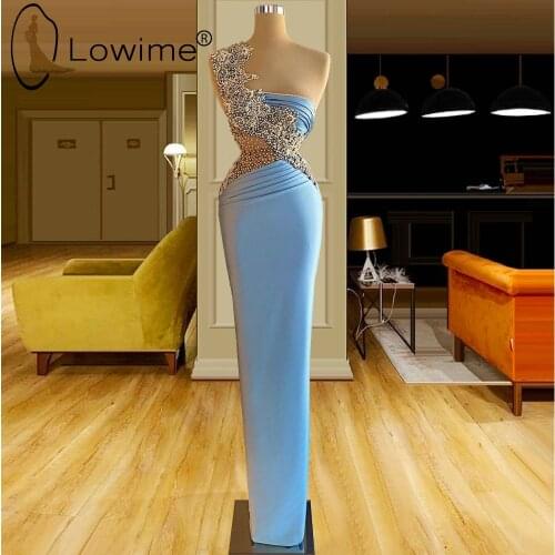 2021 Light Sky Blue Evening Dresses Illusion O Neck Beading Ruched Floor Length Long Satin Prom Party Gowns Robes De Soiree