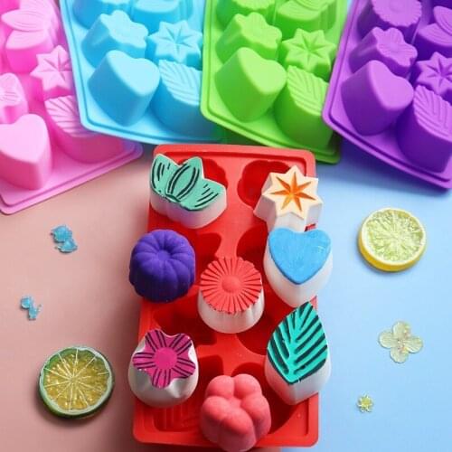 8 Flower and Grass Silicone Cake Mold, Handmade Soap Mold, Aroma Rice Cake Mold, High Temperature Resistant and Easy To Clean