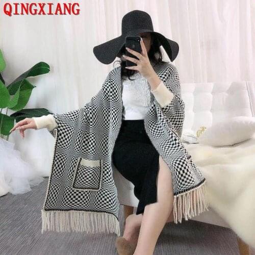 2020 Black White Winter Faux Cashmere Knitted Houndstooth Poncho Women Female Batwing Sleeves Wrap Tassel Cardigan With Pocket