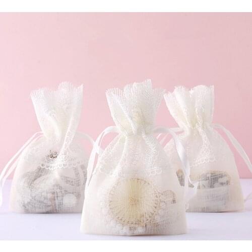 Wedding Candy Box Baby Shower Birthday Party Favor Elegant White Feather Lace Gift Bag Jewelry Snack Biscuit Storage Bundle Bags