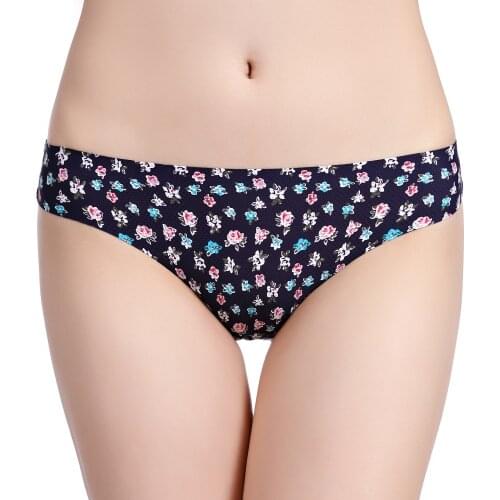 Fashion sexy women lingerie Solid Breathable Printed Seemless Floral-Print briefs thong ice silk beautiful pattern panties 6010