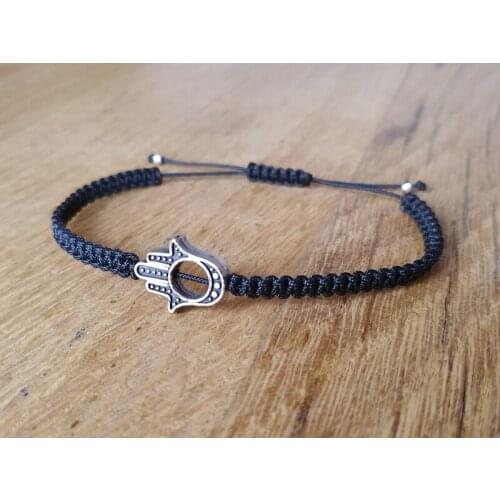 Hand Macrame Hand Knit Rope Bracelet in Different Colors And Adjustable Size