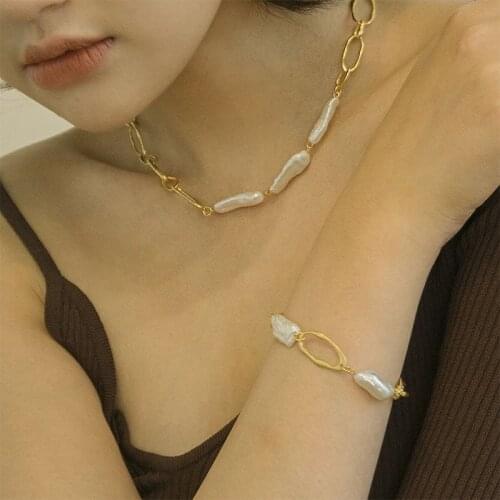 Brass With 18K Gold Real Pearl Statement Necklace Designer T Show Runway Gown Rare INS Japan Korean Boho Gothic Hip Hop Top