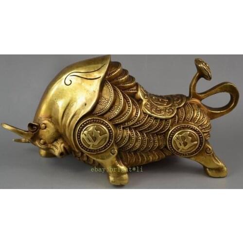 Chinas rare manual hammer brass lifelike statue of bullfighting