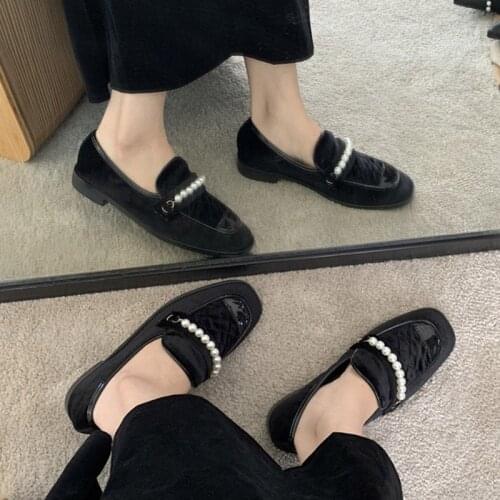 2020 New Women Boat Shoe Plaid Pearls Loafers Square Toe Slip on Shoes Low Heels Dress Shoes Retro Patchwork zapatos mujer 8906N