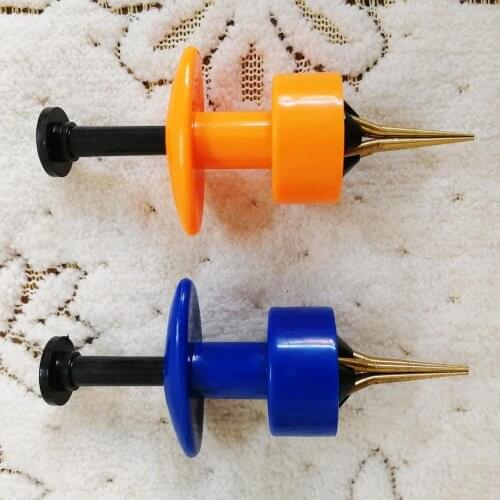 Professional Carp fishing Lures Earthworm Bloodworm Clip Fishing Tackle Accessory pop up boilies bait band tool Lightweight Clip