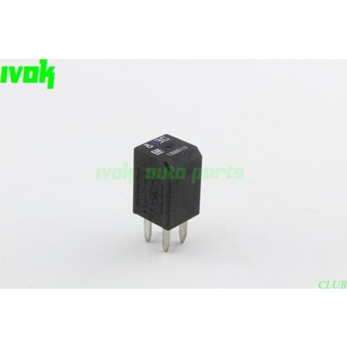 Engine Compartment Relay For Buick Allure Cadillac DTS Chevrolet Avalanche Equinox Spark 13500113 8430 9812