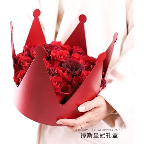 Creative Crown Round Gift Box Bouquet Rose Flower Arrangement Holding Boxes Valentines Day Surprise Gift Bxoes