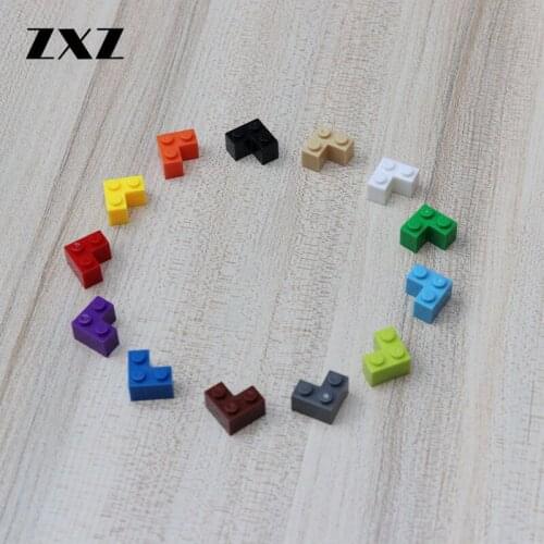 50PCS Bricks 2 x 2 Corner DIY Special Building Blocks Compatible Bricks 2357 Assemble Particles Parts MOC Sets Accessories Block