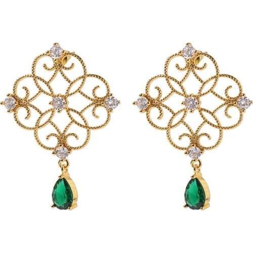 Hot-selling copper and gold niche designs go with floral platter bows set with rhinestone studs