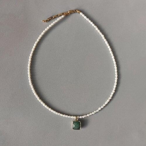 2021 New Style 2mm Tiny Pearl Necklace Handmade Square Stone Pendant Choker For Women Exquisite Minimalist Charm Jewelry collare