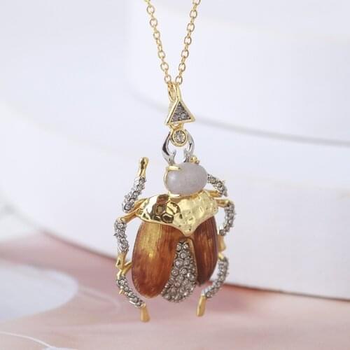 European and American jewelry wholesale fun stereo beetle necklace clavicle chain female