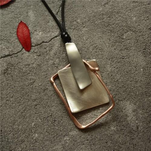 Korean Geometric Square Pendant Necklace for Woman Girl Adjustable Link Sweater Chain Necklaces Ethnic Style Charm Jewelry