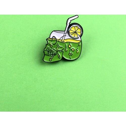 Fashion Green Skull Drink Zinc Alloy Pin Badge On Backpack Brooch Pins For Clothing Broche For Gift Badges For Clothes