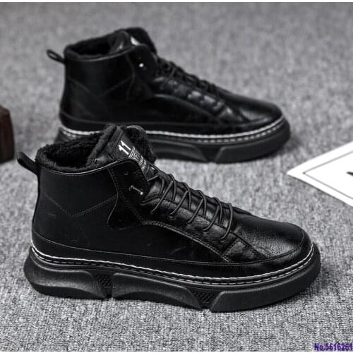 2020 fashion high top mens plus velvet Martin boots comfortable and warm mens casual shoes mens sports shoes mens shoes