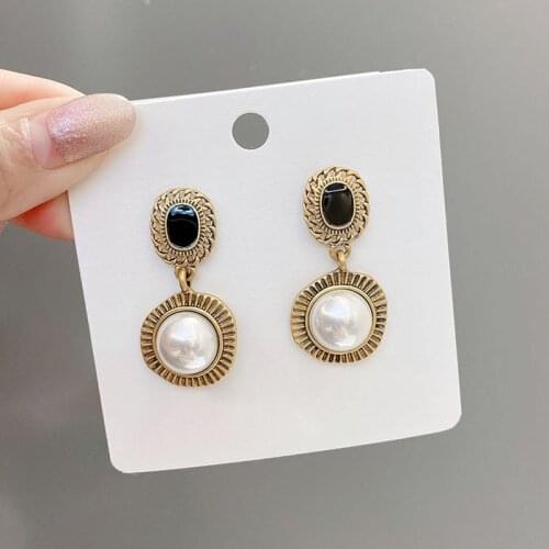 SRCOI New Trendy Vintage Metal Texture Round Imitation Pearl Drop Earring Simple Temperament Ladies Party Jewelry Gifts 2021