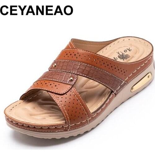 CEYANEAO New Wedge Women Slippers Heel Thick-soled Comfortable Non-slip Mother Shoes Woman Outside Slides Solid Fashion Footwear