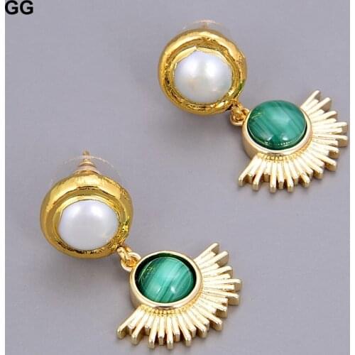 GuaiGuai Jewelry Freshwater Cultured White Pearl Coin Green Malachite Stud Earrings