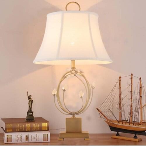 Desk Lamp Bedroom Bedside Lamp European-Style Modern Simple Bedside Lamp Hotel Room Crystal Lamp Lamp Shade