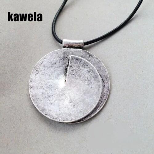 New Vintage Round Alloy Black Leather Pendant Necklace