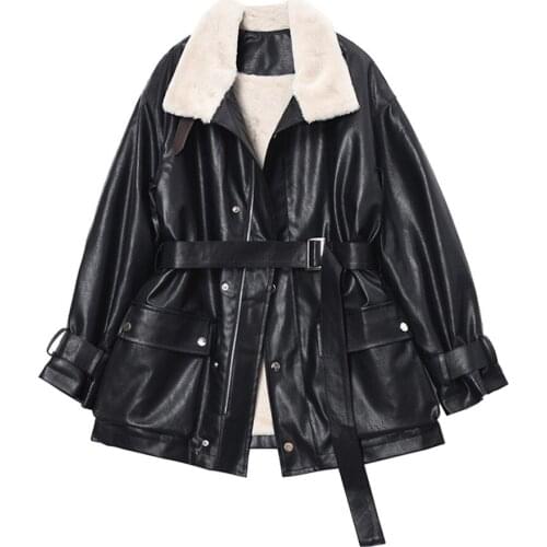 Women Black PU Leather Jacket Ladies Autumn Winter Faux Fur Velvet Thick Coat Warm Leather Motorcycle Jacket Oversize Overcoat