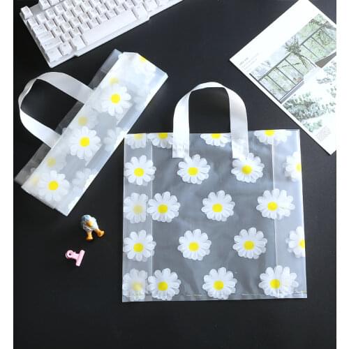 50pc / lot Little Daisy Plastic Gift Bags Thick Portable Storage Shopping Bags Clothing store bags Wedding Party supplies