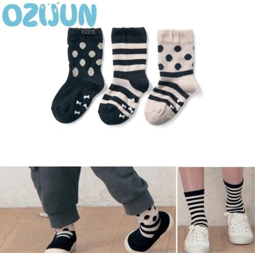 3 Pairs/Set Baby Boys Girls Anti Slip Black White Striped And Dots Short Socks Kids Socks Lot 0-5 Years Cotton Socks S/M/L