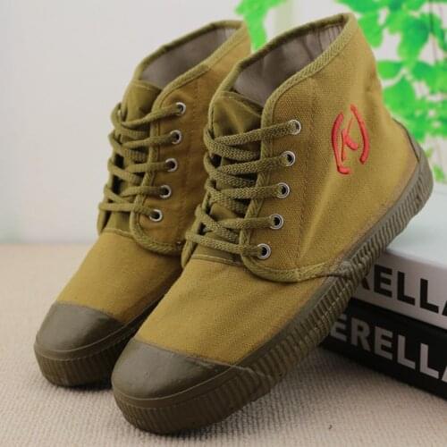 Men yellow military style shoes military boots red army shoes green sport shoes Sports Climbing Shoes