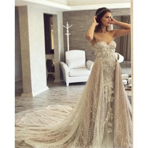 Sweetheart A Line Floral Lace Wedding Dress With Attachable Overskirt Open Back Chapel Train Western Country Bridal Gowns 2019