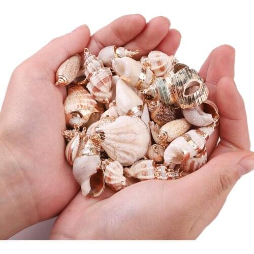 15 Styles 2Pcs Natural Sea Shell Charms Tiny Conch Cowrie Shells Beads for Women/Men DIY Jewelry Making Necklace Bracelet