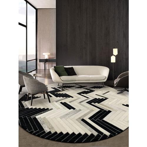 Hot Sale Round Shaped Natural Cowhide Seamed Rug White and Black Genuine Cows Skin Fur Carpet for Living Room Bedroom Decoration