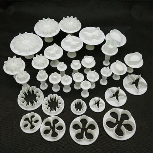 33pcs Plunger Fondant Cutter Cake Tools Cookie Mold Biscuit Mould DIY Craft 3D Bakeware Sets New Baking Mold Pastry Kids Toy