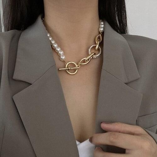 Hyperbole Gold Color Asymmetric Chunky Chain Pearl Chokers Necklace for Women Circle Toggle Clasp Rhinestone Necklace Jewelry