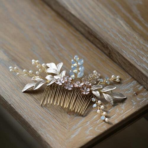 Opal Crystal Pearl Hair Comb Bridal Hair Accessories For Women Wedding Gold Metal Leaves Flower Comb Hair Jewelry Headpiece
