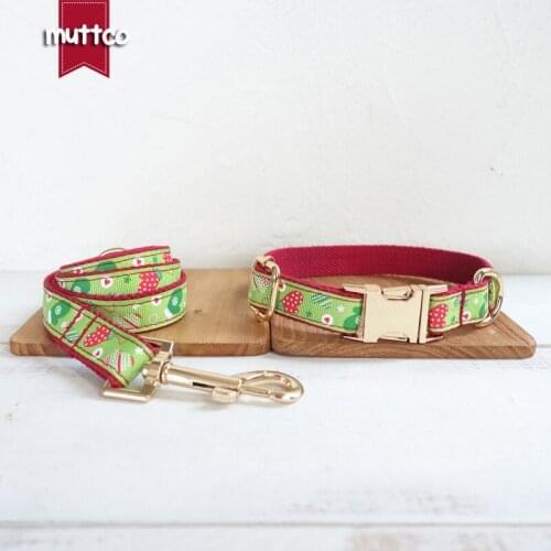 MUTTCO retailing unique style MERRY CHRISTMAS design durable dog collar 5 sizes UDC011J