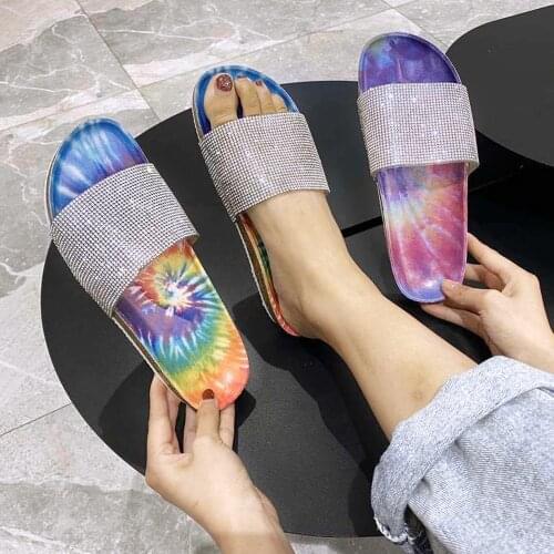 2020 Casual Womens Slippers Vacation Beach Seaside Rhinestones Thick Bottom Large Size Womens Wedge Flip-flops