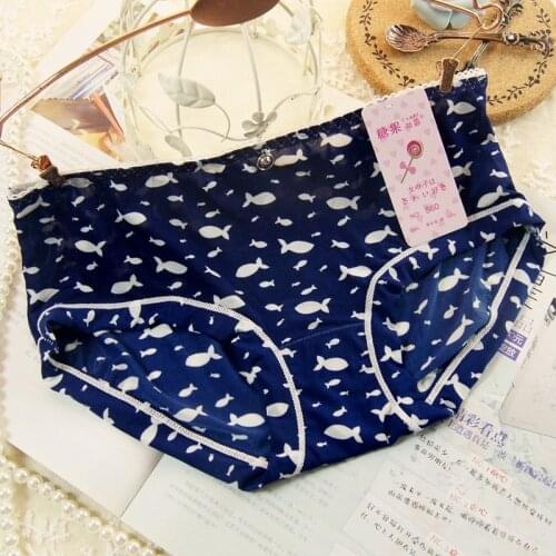 Best Selling Breathable Sexy Comfortable Ice Silk Seamless Printing Ladies Panties Mid-waist Comfortable Girl Bag Hip Panties