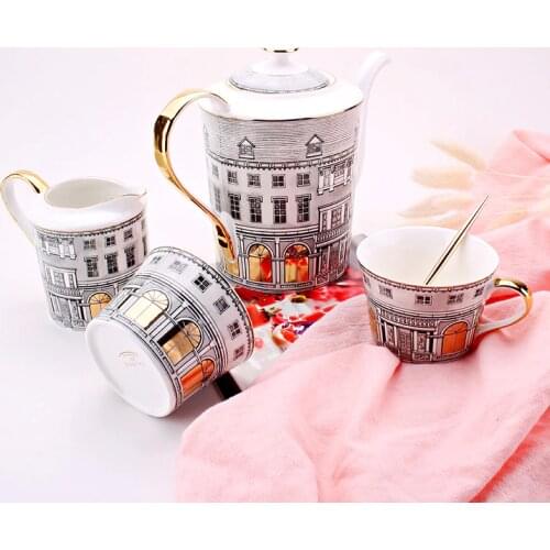 High Quality Bone China Coffee Cup Set Ceramic Sugar&Milk Pots Porcelain Tea Pot Swan Castle Drinkware Set Cup And Saucer Set