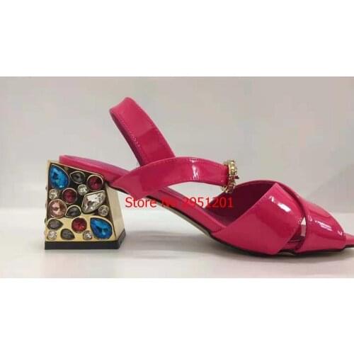 OEM Original Design Women Gold Sandals Crystal Ankle Strap Block Thick Diamond Bead High Heel Summer Girl Cute Sandal 6CM