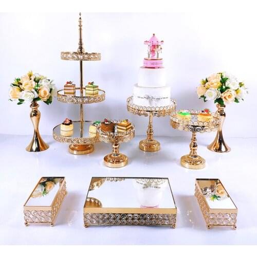 Crown Silver Wedding Display Cake Stand Cupcake Tray Tools Home Decoration Dessert Table Decorating Party Suppliers