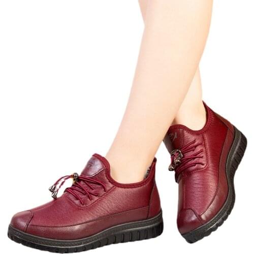 Winter Womens Flat Shoes Plus Velvet Thickening To Keep Warm Fashion Casual Leather Cotton Shoes Warm Winter Shoes Women