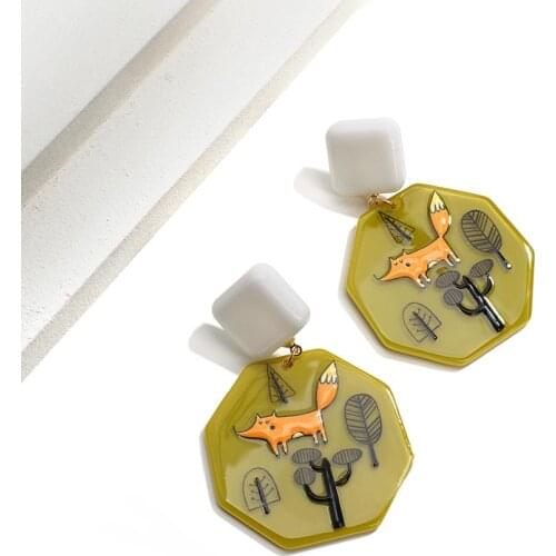 AENSOA Trendy Women Acrylic Drop Earrings Unusual Dark Green Geometric Dangle Earrings Statement Fox Pendant Earring Jewelry
