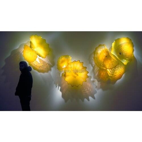 New Arrival Yellow Glass Wall Art Cheap Blown Glass Wall Plates Arts for Hotel Decoration