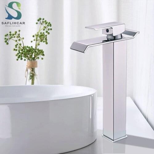 Chrome Simple Fashion Bathroom Sink Faucet Hot and Cold Water Sink Faucet Single Handle Deck-mounted Bathroom Basin Mixer