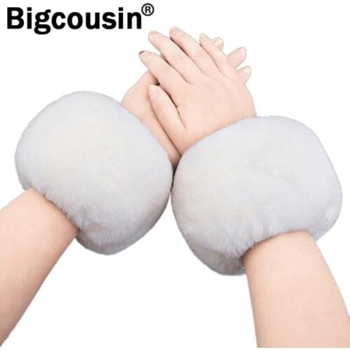 2020 New Faux Rabbit Fur Wrist For Women Thicken Cuff Arms Warmmer Wristband Winter Plush Elastic Oversleeve Sleeve Decor FY28