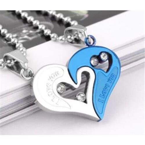 Mens and Womens Couples Necklace Love Stitching Pendant Puzzle Matching Two Half Hearts for Lovers Anniversary Gifts