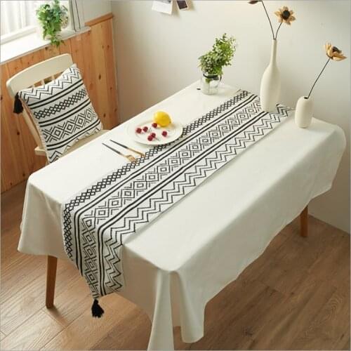 1 pc 33x180cm White Black Chenille Table Runner with Tassels Geometric Home Party Decoration Table Cloth bed runner
