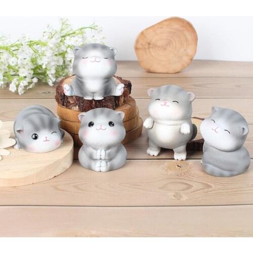 Cats Figurine Sculpture Figurine Miniature Home Crafts Cute Vehicle-mounted Resin Adorable Cats Statue for Car statue Ornaments